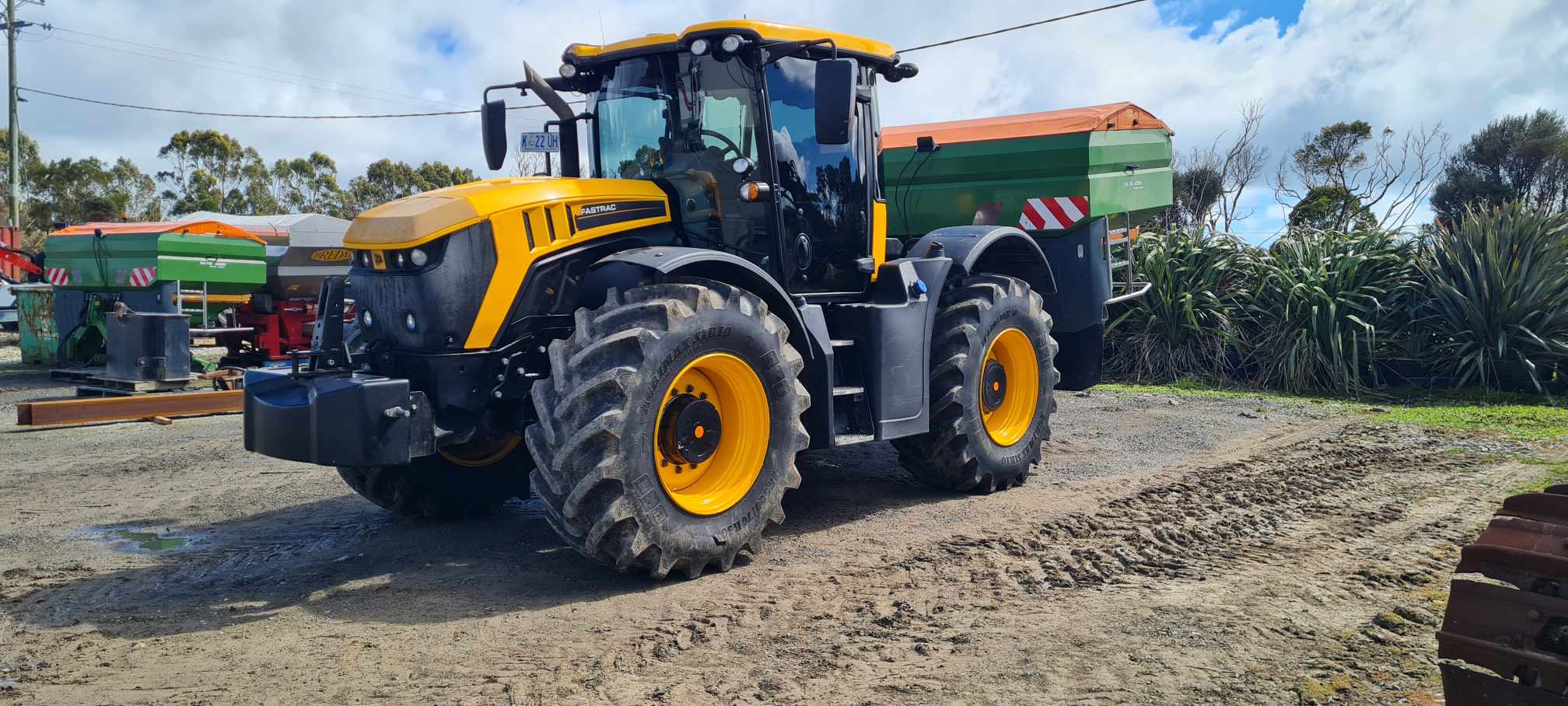 2022 JCB 4220 Fastrac